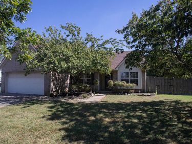 800 Burkewood Drive, Lexington, KY 40509