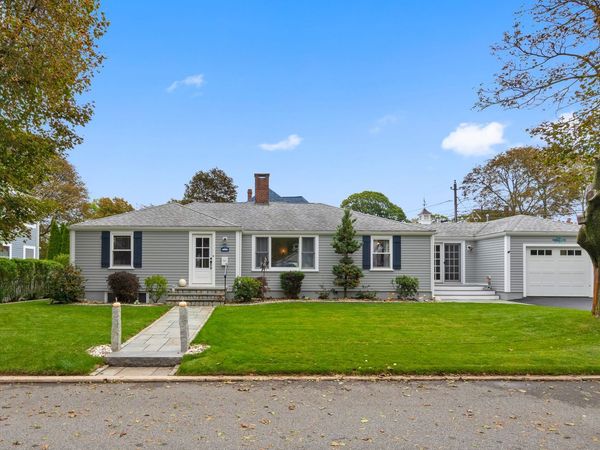 2 Smith Rd, Rockport, MA 01966