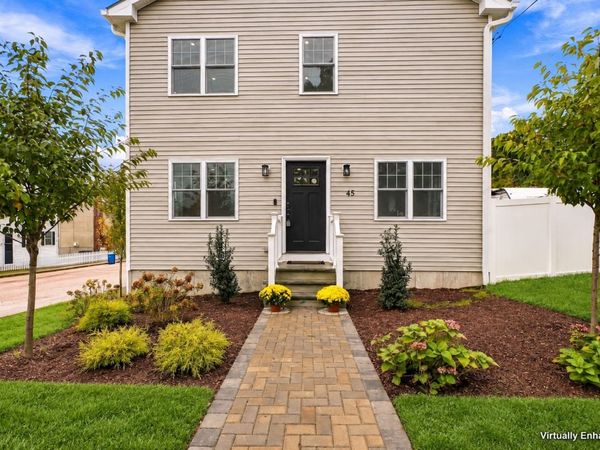 45 County St, Blackstone, MA 01504