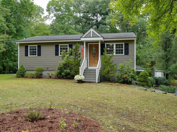 31 Coffee Street, Medway, MA 02053