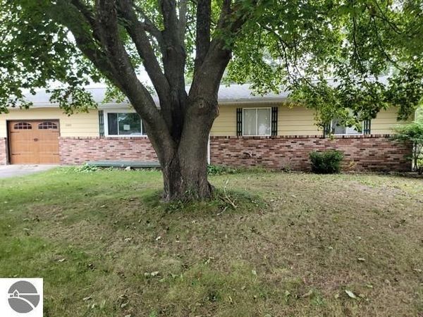 385 Third Street, Oscoda, MI 48750