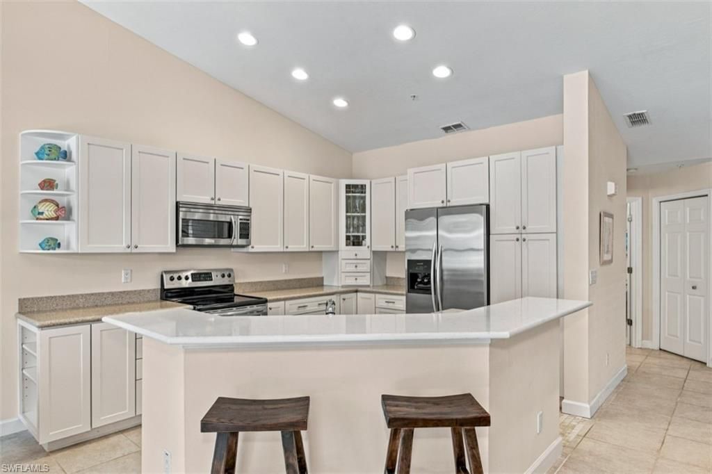 24833 Lakemont Cove Ln , Unit 202, Bonita Springs, FL 34134 Photo