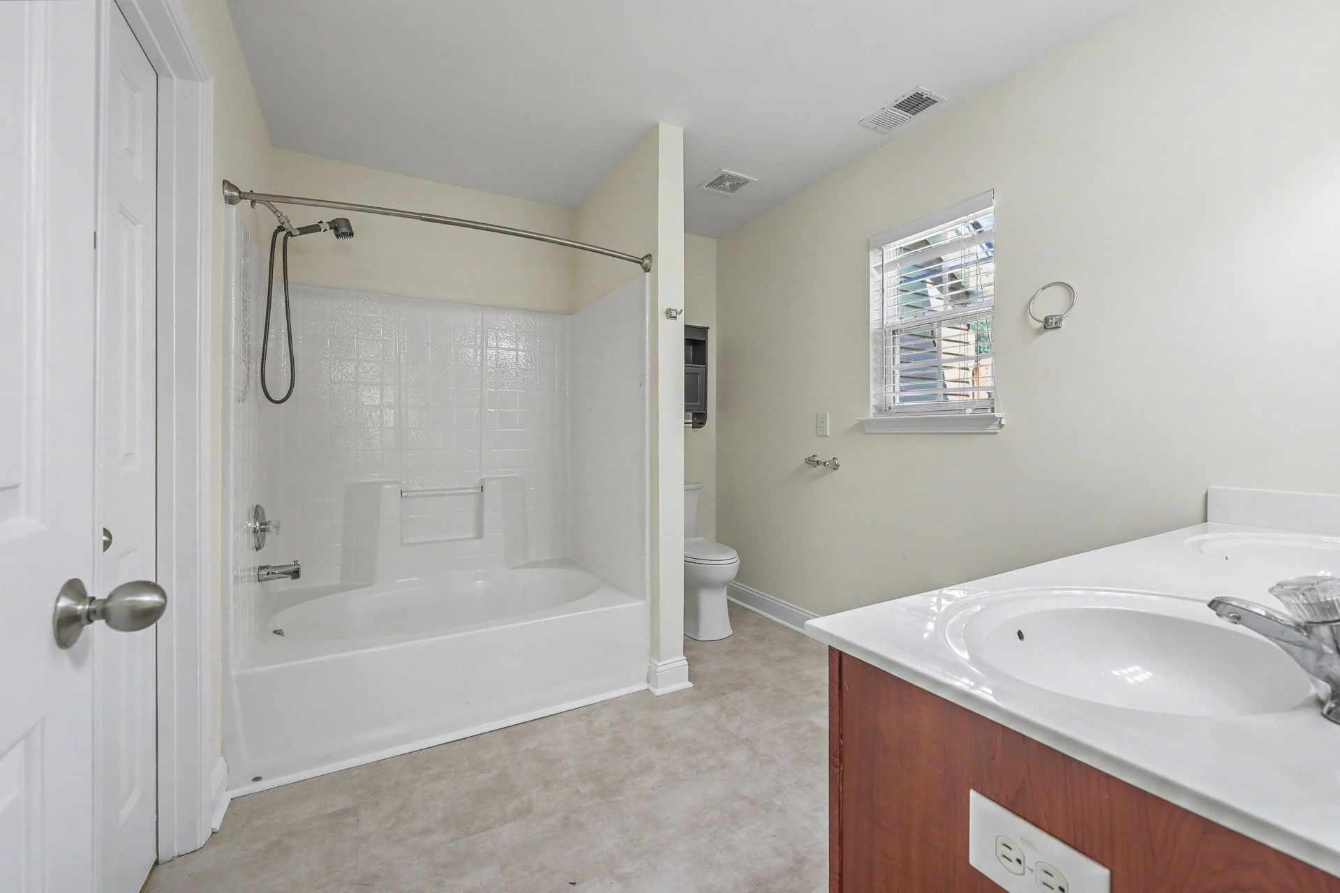 5324 Deep Blue Lane Photo 19