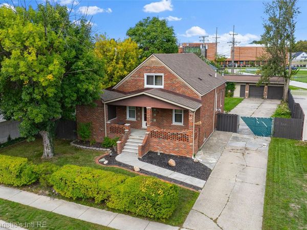16243 Owen Avenue , Eastpointe, Mi 48021