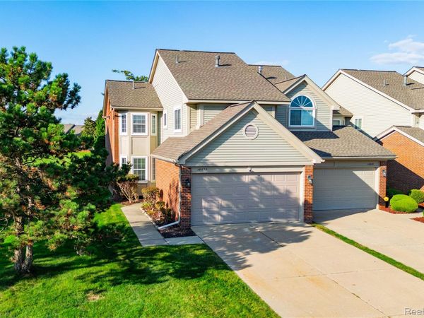 18632 Hilltop Drive , Riverview, Mi 48193