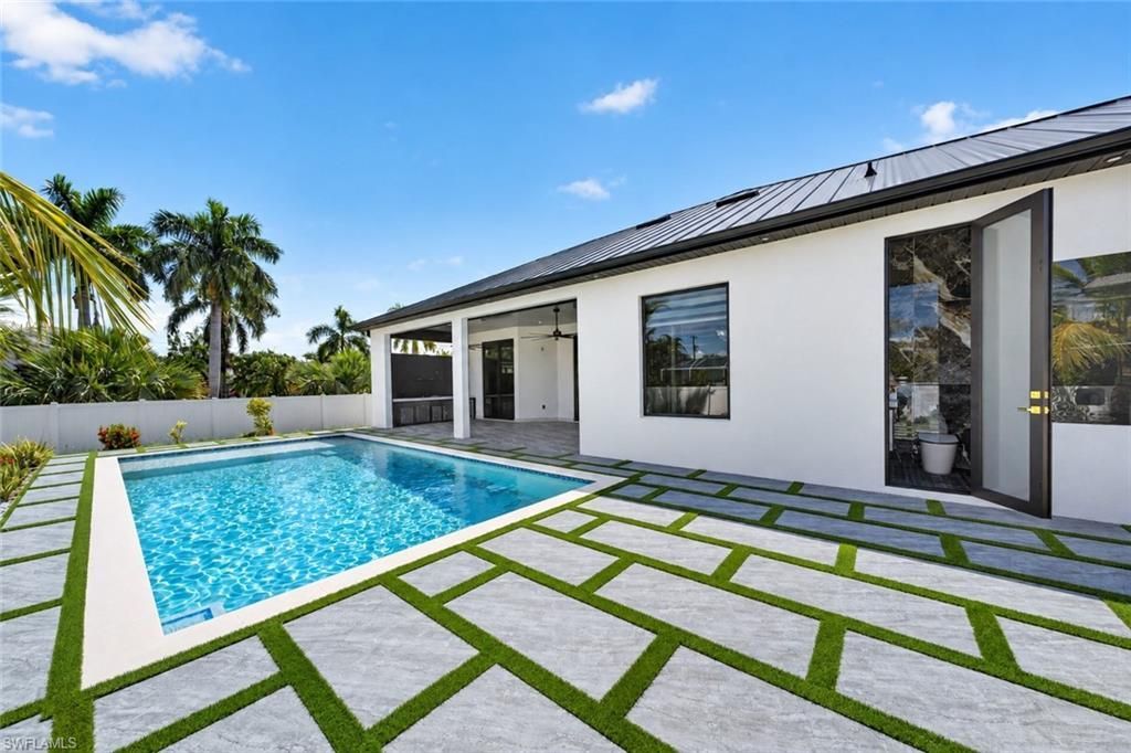 2301 SW 39th Ter , Cape Coral, FL 33914 Photo