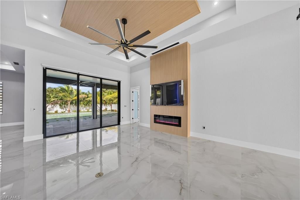 3918 Oasis Blvd , Cape Coral, FL 33914 Photo