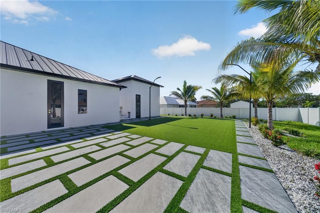 3918 Oasis Blvd , Cape Coral, FL 33914 Photo