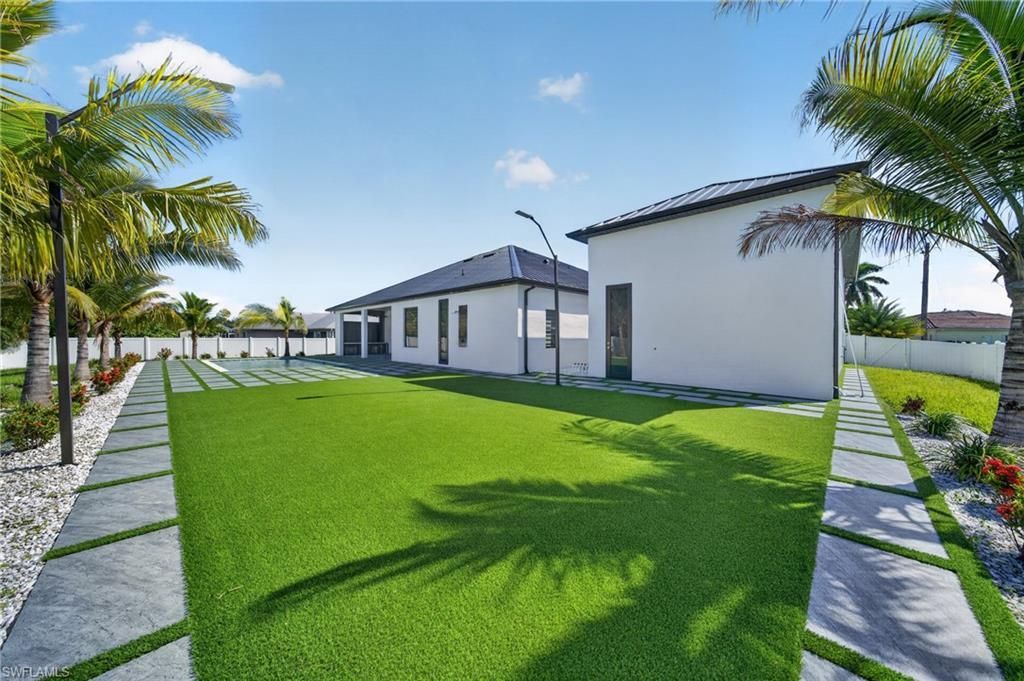 3918 Oasis Blvd , Cape Coral, FL 33914 Photo