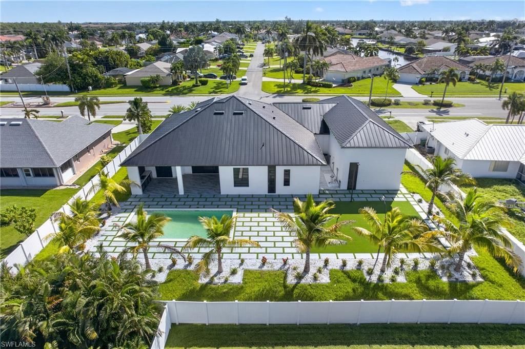 3918 Oasis Blvd , Cape Coral, FL 33914 Photo