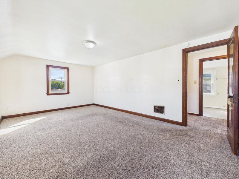 324 E 6th Avenue, Lancaster, OH 43130 Photo 36