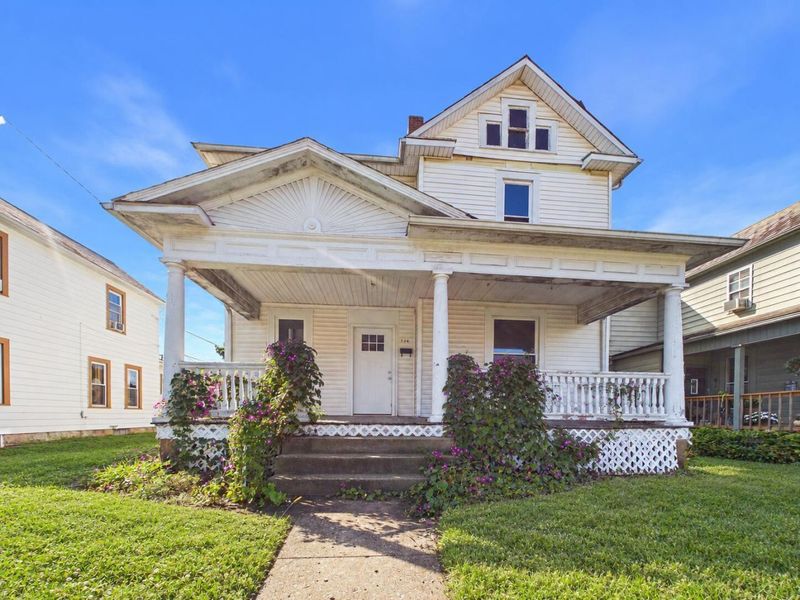 324 E 6th Avenue, Lancaster, OH 43130 Photo 4