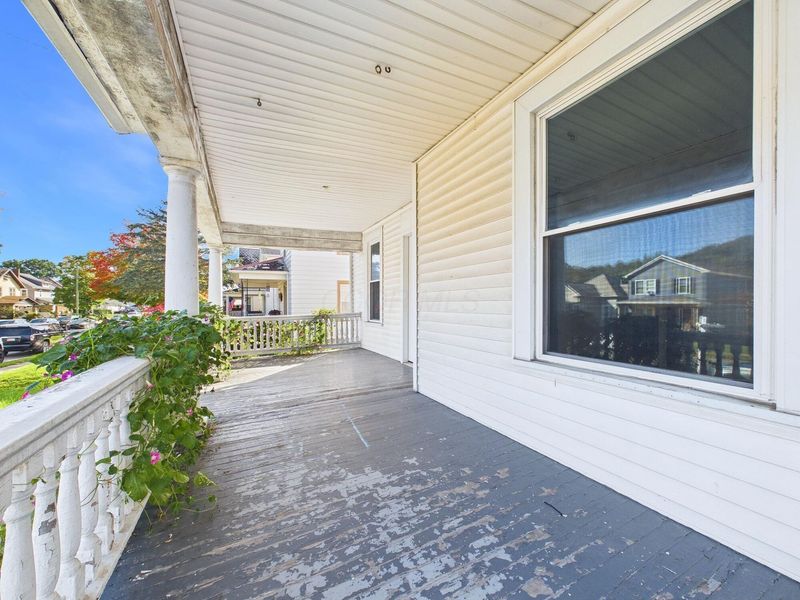 324 E 6th Avenue, Lancaster, OH 43130 Photo 7