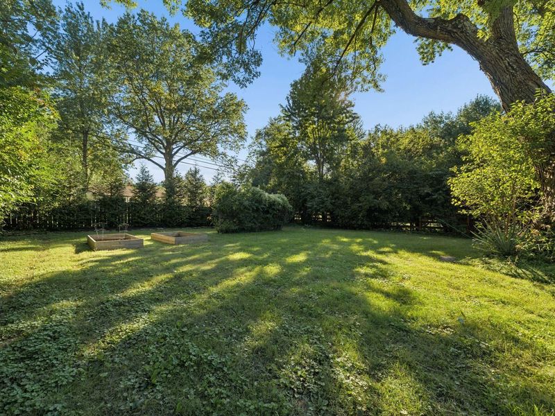 171 Village Drive, Columbus, OH 43214 Photo 41
