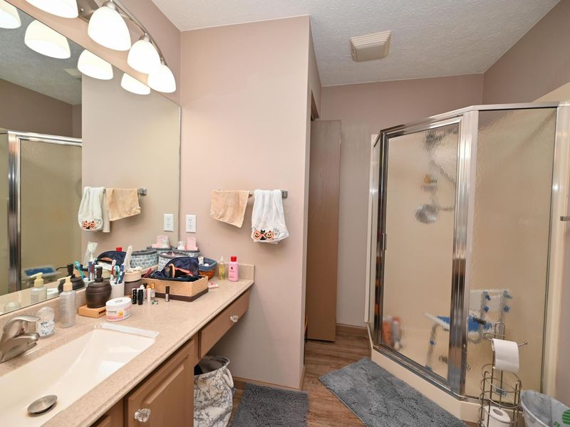 606 Hampton Woods Drive , Marion, OH 43302 Photo 15