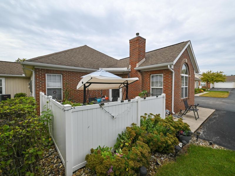 606 Hampton Woods Drive , Marion, OH 43302 Photo 20