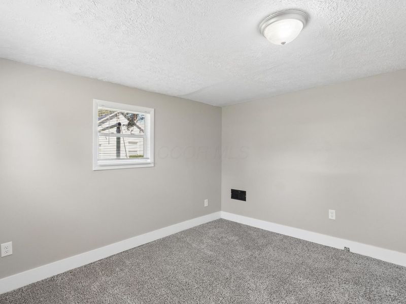 13 Maple Street, Jeffersonville, OH 43128 Photo 19
