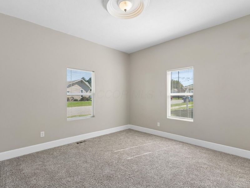 13 Maple Street, Jeffersonville, OH 43128 Photo 9