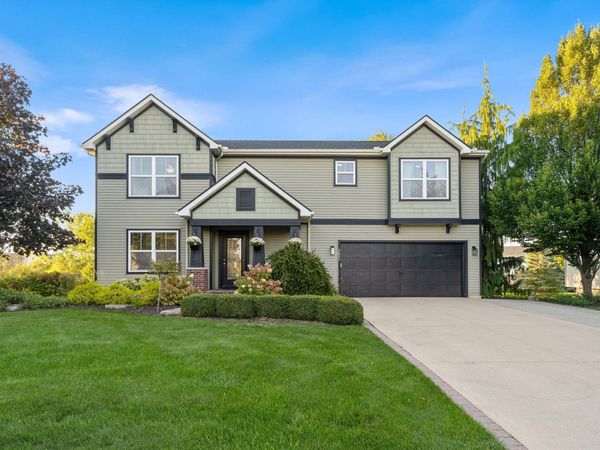 3653 Sun Ridge Drive, Hudsonville, MI 49426