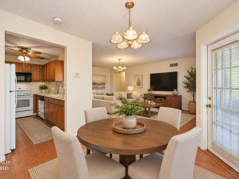 5106 Cody Pass Drive, West Chester, OH 45011 Photo 3