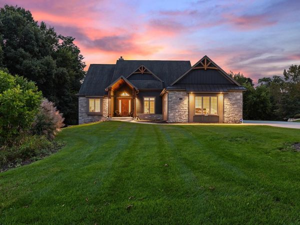 18425 Patti LANE, Brookfield, WI 53045