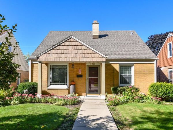 3239 N 79th STREET, Milwaukee, WI 53222