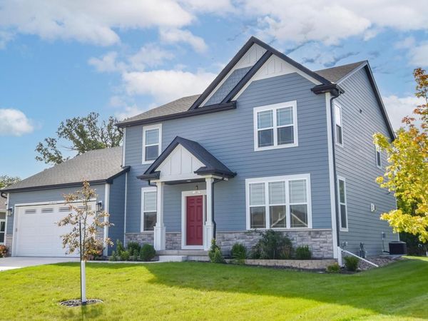 W228N7937 Timberland DRIVE, Sussex, WI 53089