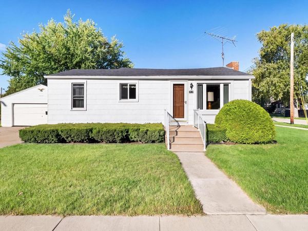 2618 Lincoln AVENUE, Two Rivers, WI 54241