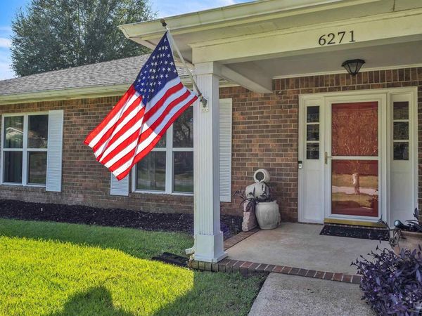 6271 Lake Charlene Dr, Pensacola, FL 32506