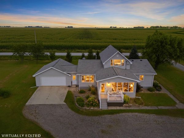 7618 E Bennington Road, Dunkerton, IA 50626