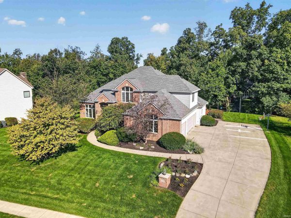 7730 Inverness Glens Drive, Fort Wayne, IN 46804