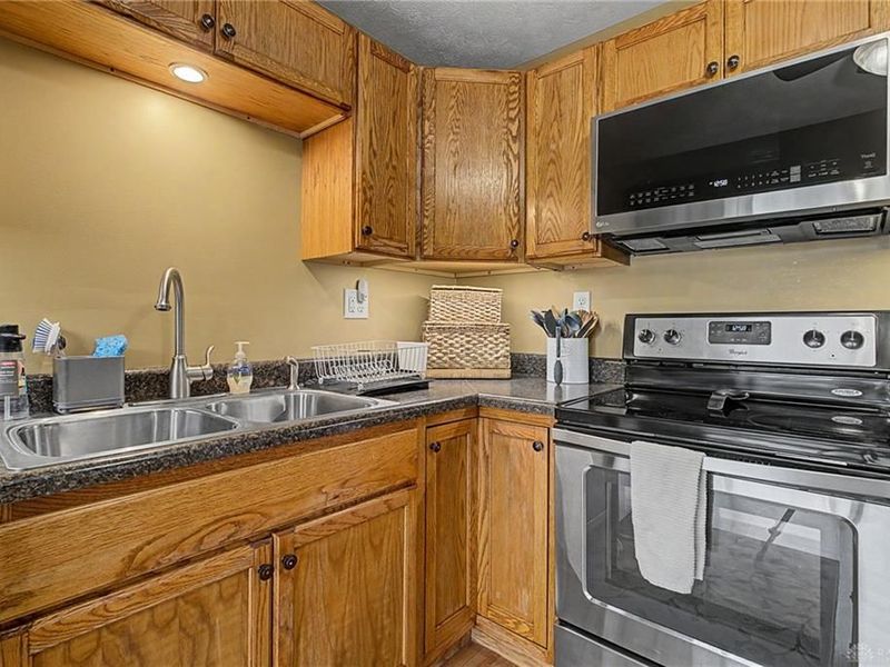 4306 Blue Rock Road, Riverside, OH 45432 Photo 18