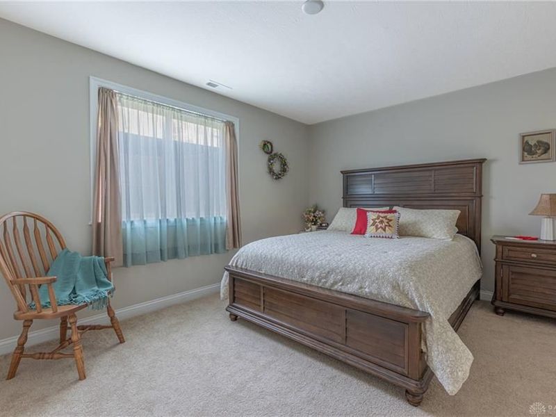 3194 Renaissance Boulevard, Middletown, OH 45005 Photo 33