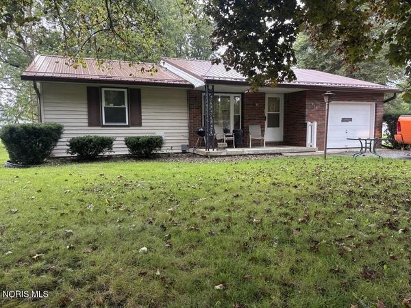 913 Maplehurst Avenue, Montpelier, OH 43543