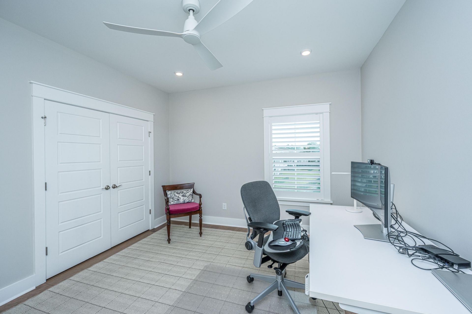 1556 Asher Avenue Photo 22