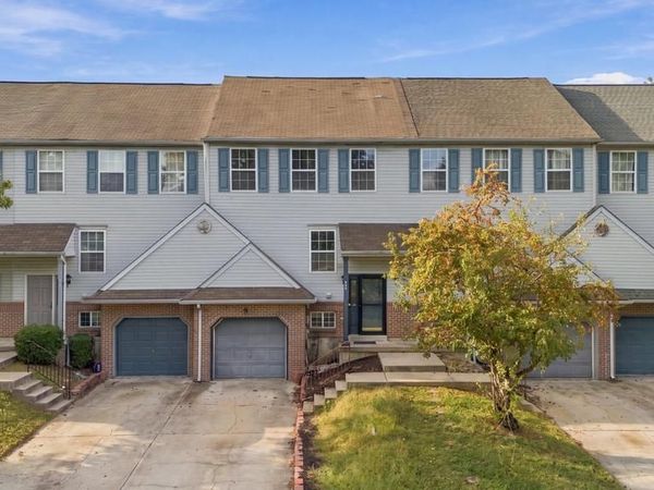 325 CHARRING CROSS DRIVE, DOVER, DE 19904