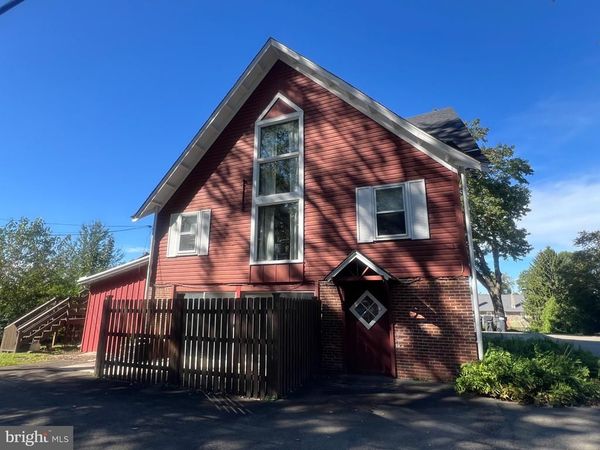 212 S UNION STREET, KENNETT SQUARE, PA 19348