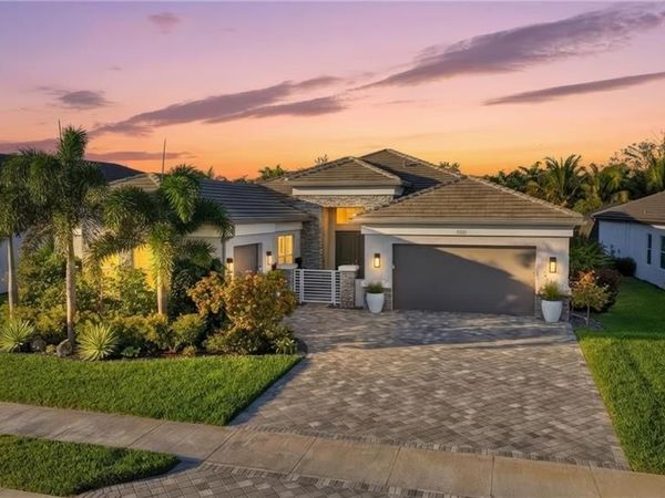 12021 Azalea WAY , NAPLES, FL 34120