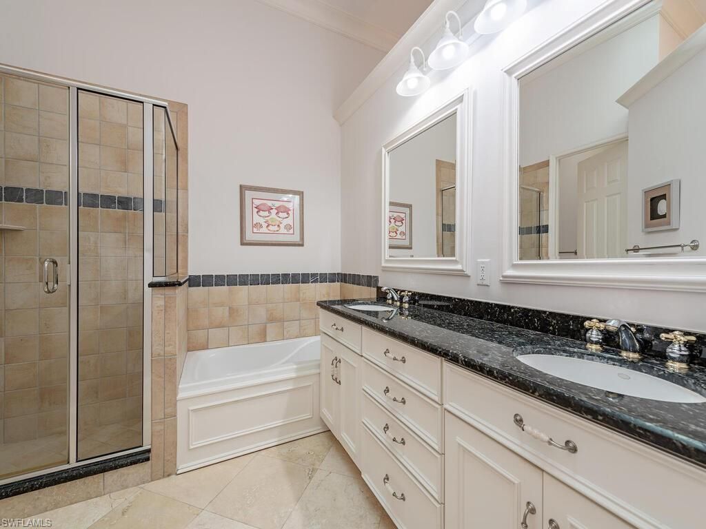 165 5th St S, Unit 3, Naples, FL 34102 Photo
