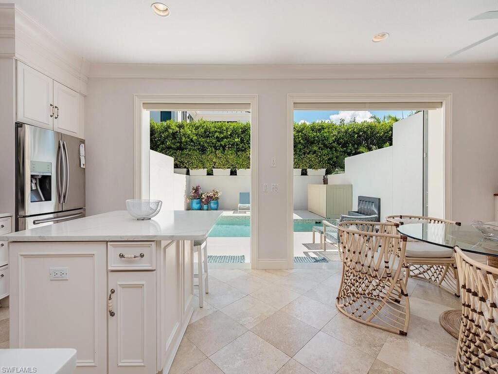 165 5th St S, Unit 3, Naples, FL 34102 Photo