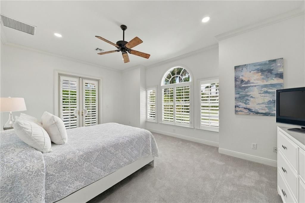 250 S Golf Dr , Naples, FL 34102 Photo