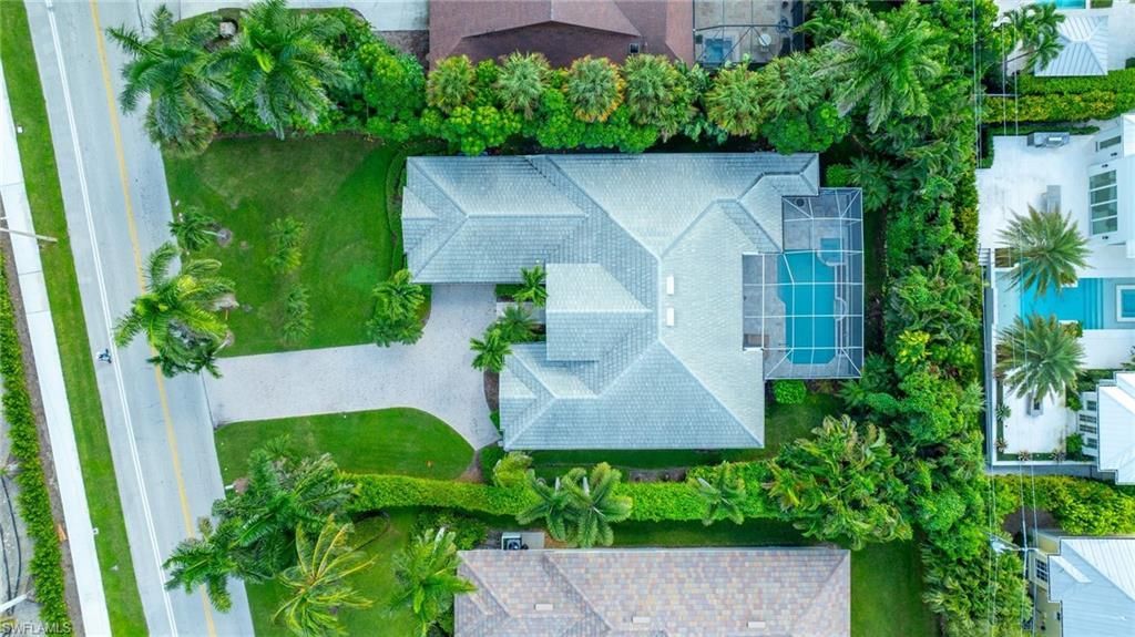 250 S Golf Dr , Naples, FL 34102 Photo