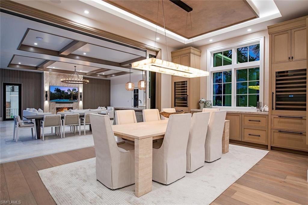 1544 3rd St S, Naples, FL 34102 Photo