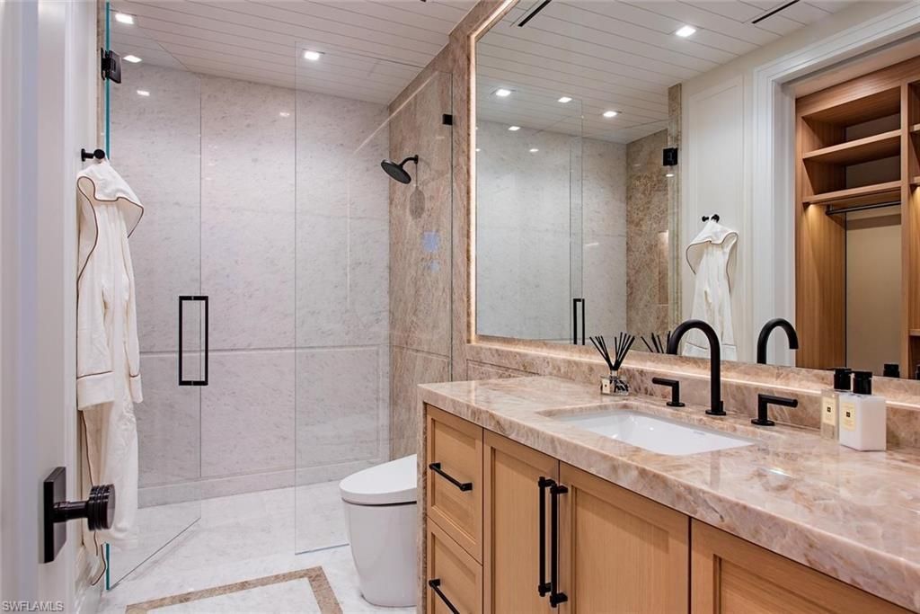 1544 3rd St S, Naples, FL 34102 Photo