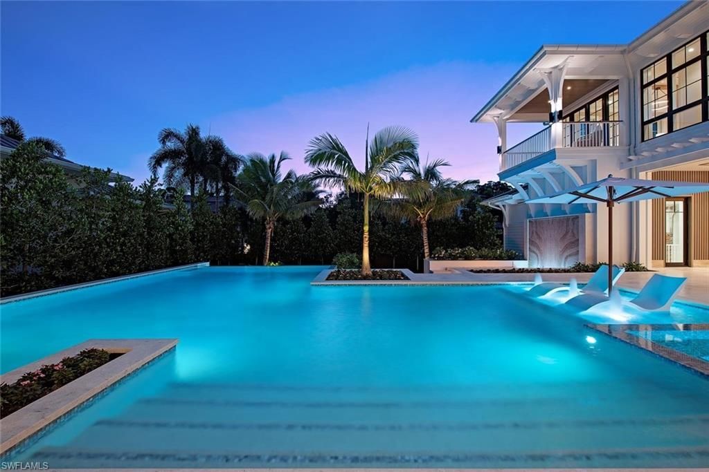 1544 3rd St S, Naples, FL 34102 Photo