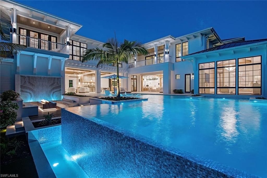 1544 3rd St S, Naples, FL 34102 Photo