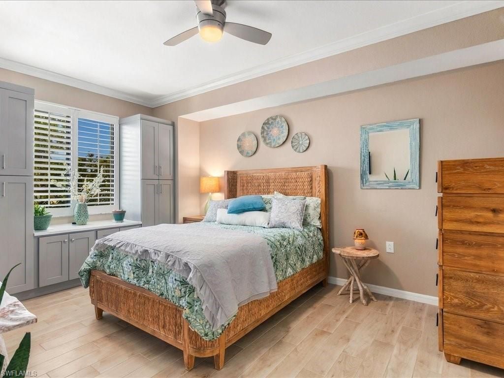 9840 Venezia Cir , Unit 815, Naples, FL 34113 Photo