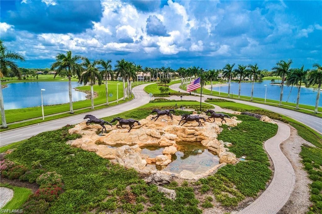 6858 Ascot Dr, Unit 201, Naples, FL 34113 Photo