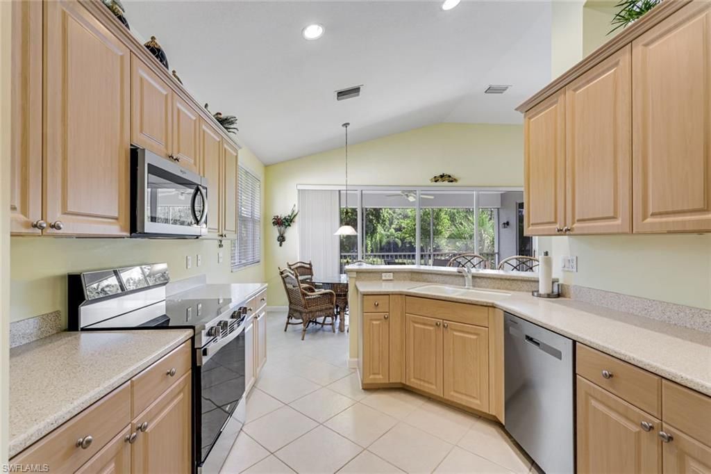 6858 Ascot Dr, Unit 201, Naples, FL 34113 Photo