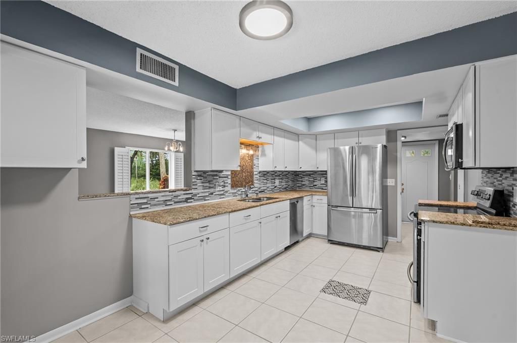 250 Palm River Blvd, Unit B102, Naples, FL 34110 Photo